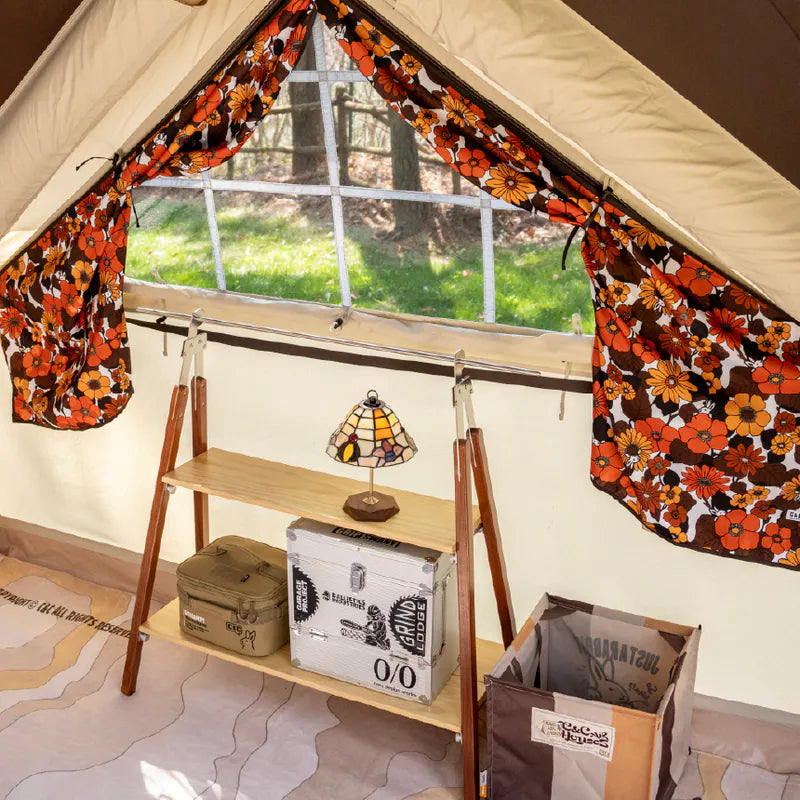 C&C Airlab PENINSULA HOUSE専用　レトロポッププリントの花柄カーテン（三角窓用）